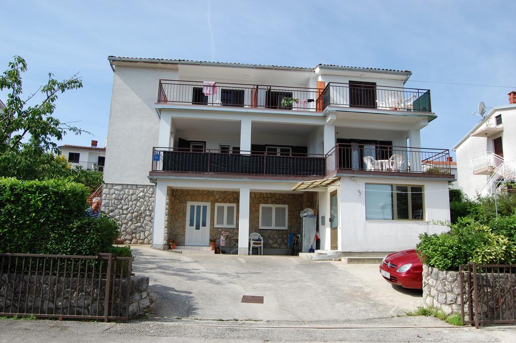 Apartments Dida By El-Pi Tours Njivice Luaran gambar