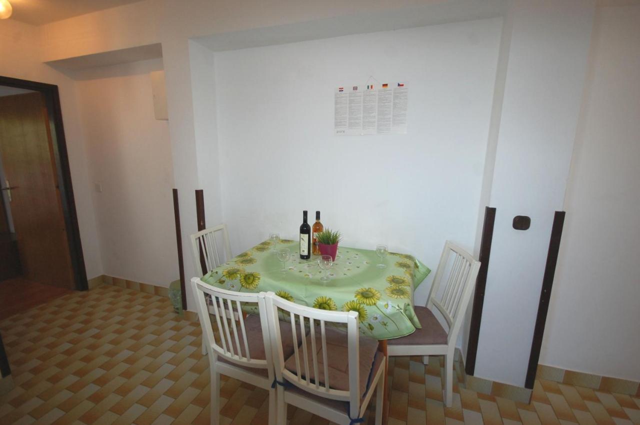 Apartments Dida By El-Pi Tours Njivice Luaran gambar