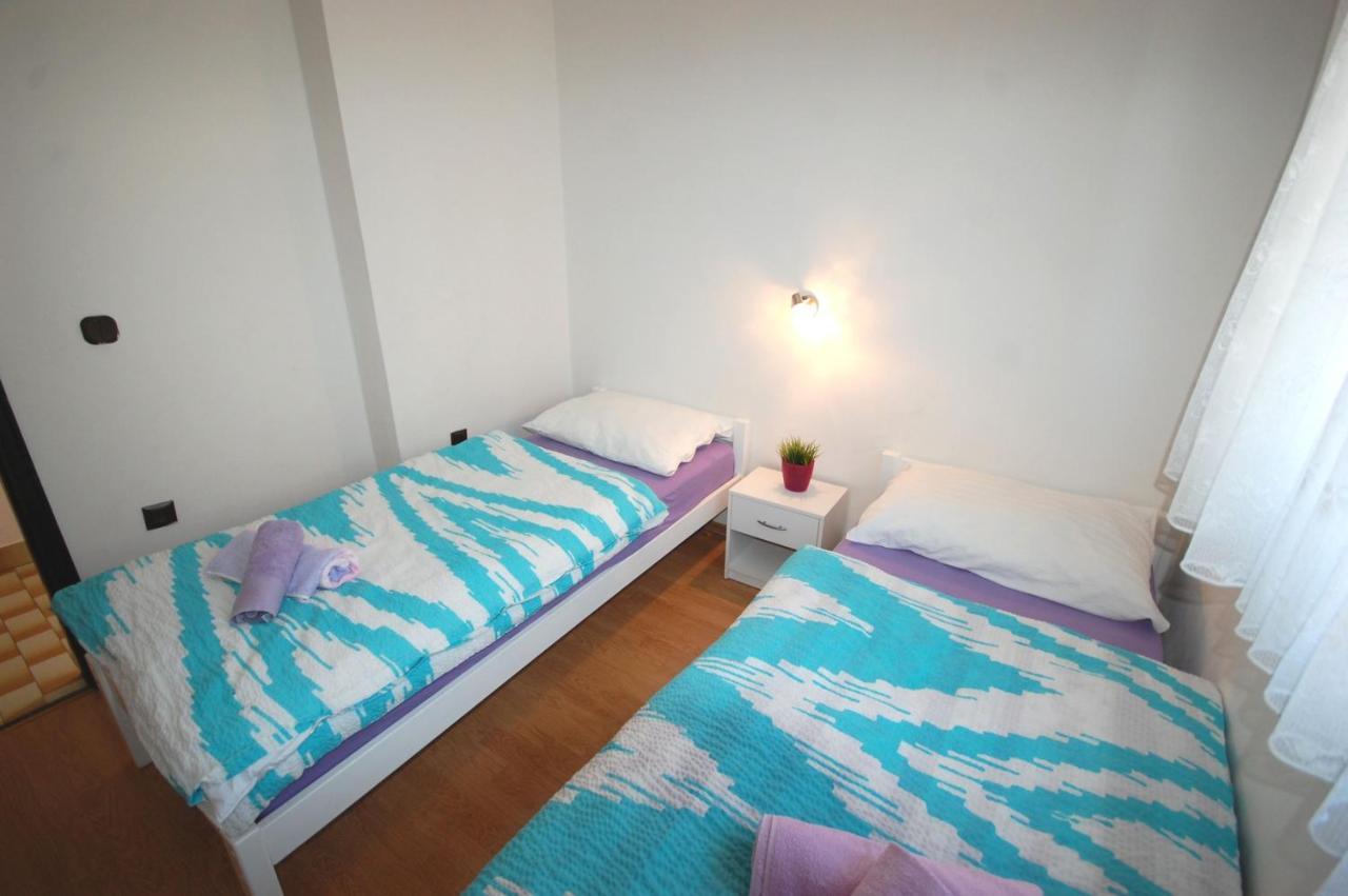 Apartments Dida By El-Pi Tours Njivice Luaran gambar