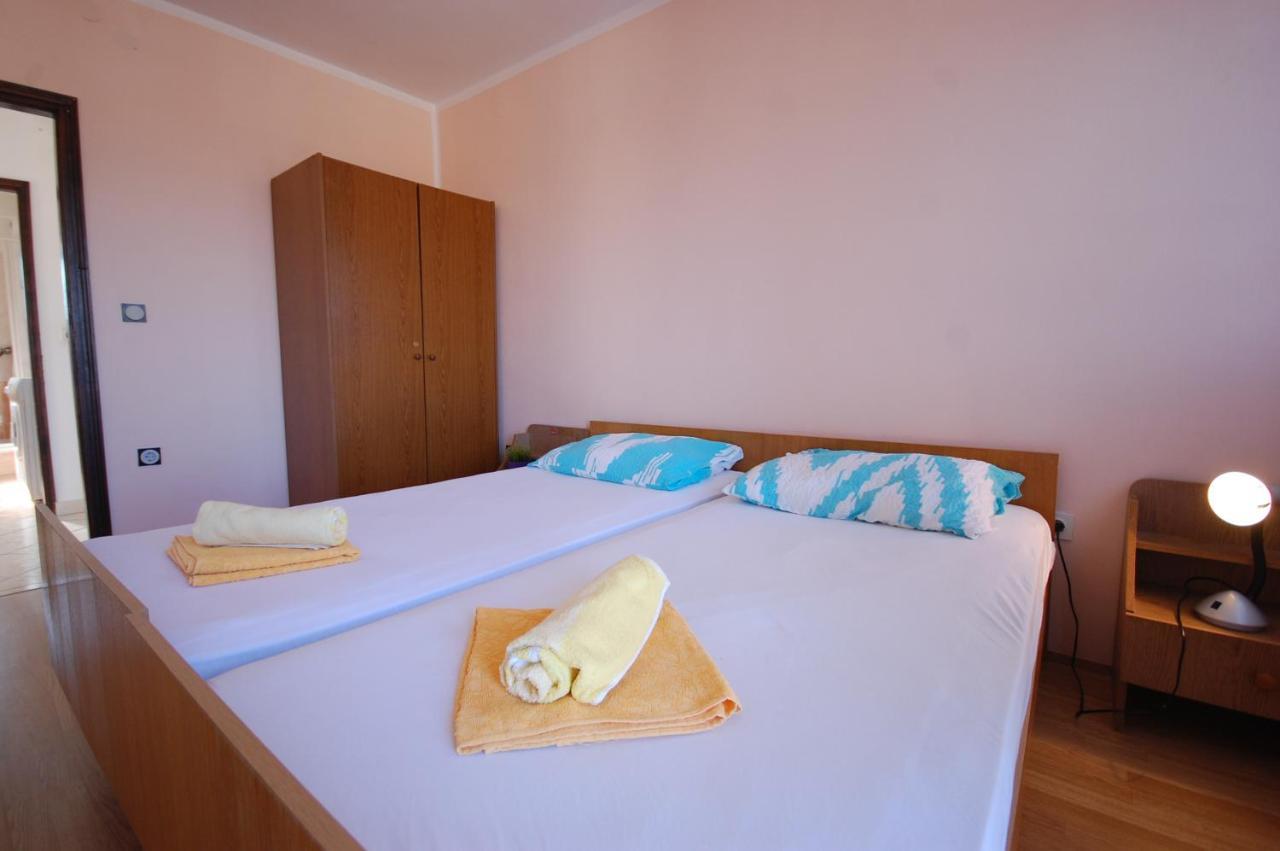 Apartments Dida By El-Pi Tours Njivice Luaran gambar