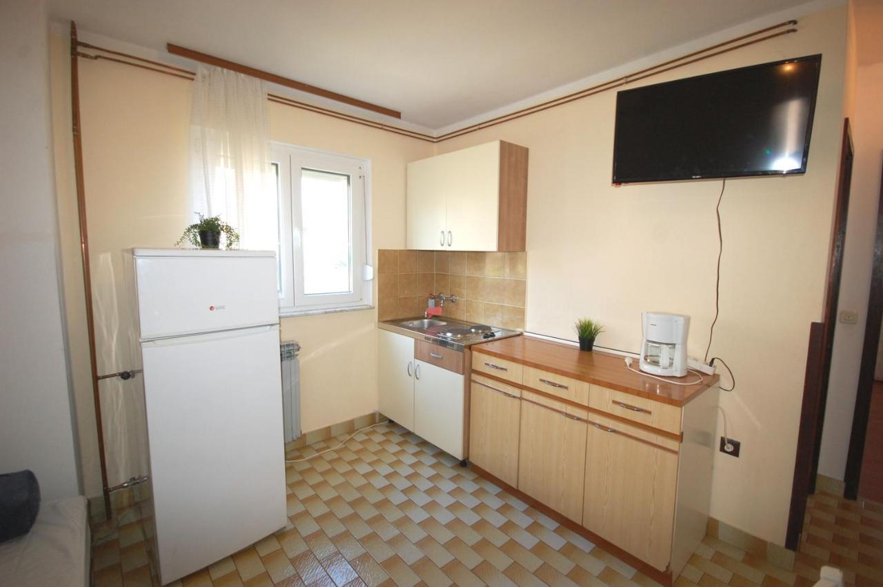 Apartments Dida By El-Pi Tours Njivice Luaran gambar